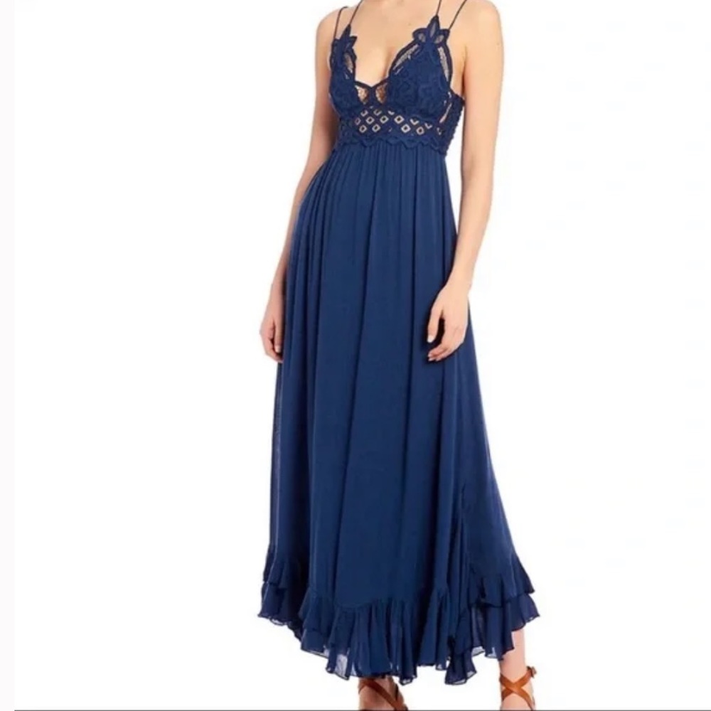 Moving sale🎈NWT Free People One Adella Maxi Slip in Midnight Navy, Size Small.